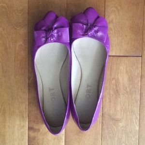 Bright purple Report bow flats